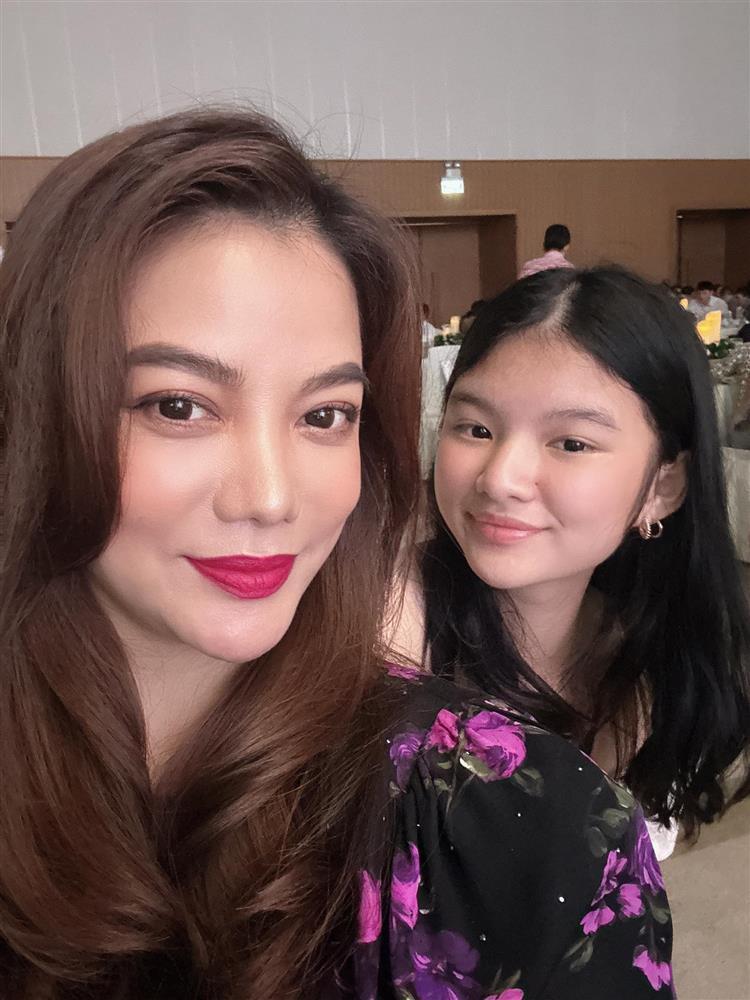 Tin showbiz Việt ngày 19/12: Thanh Thảo vắng mặt sinh nhật Jacky-15