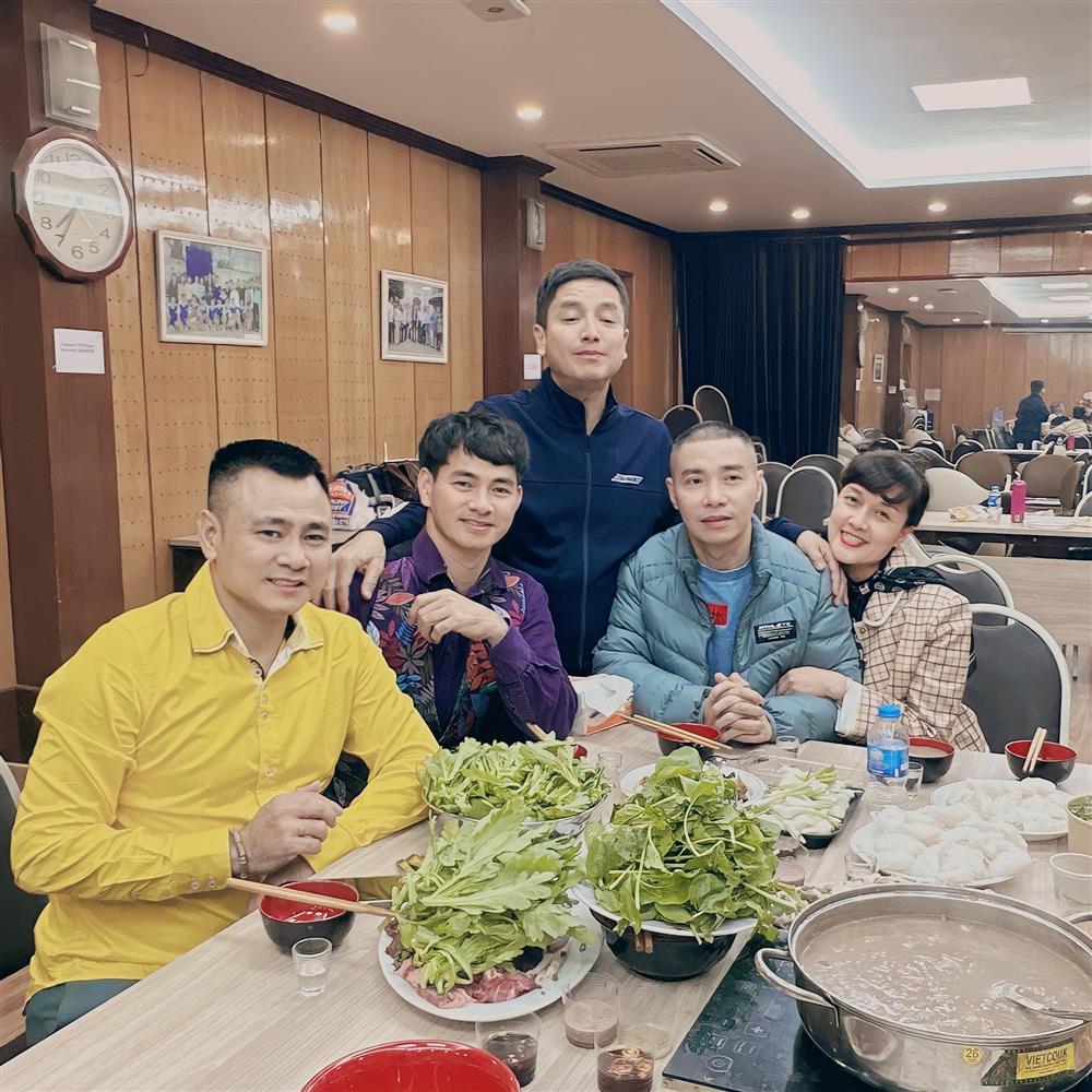 Tin showbiz Việt ngày 19/12: Thanh Thảo vắng mặt sinh nhật Jacky-17