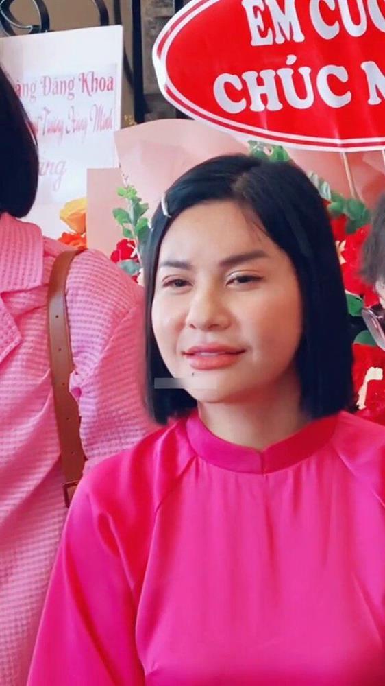 Cát Phượng lộ nhan sắc đơ cứng, nghi trùng tu hậu có tình mới-1