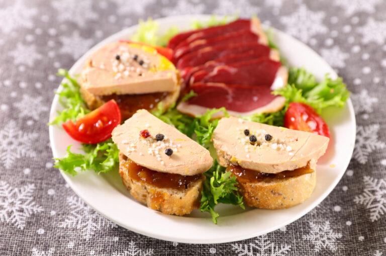 Những món ăn Giáng sinh kì lạ ở Pháp, nhiều người rùng mình-1