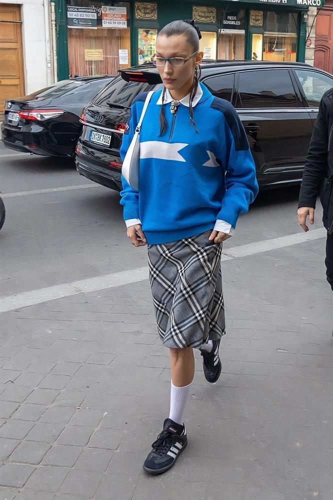 Những đôi giày của bố được lăng xê trở lại-6