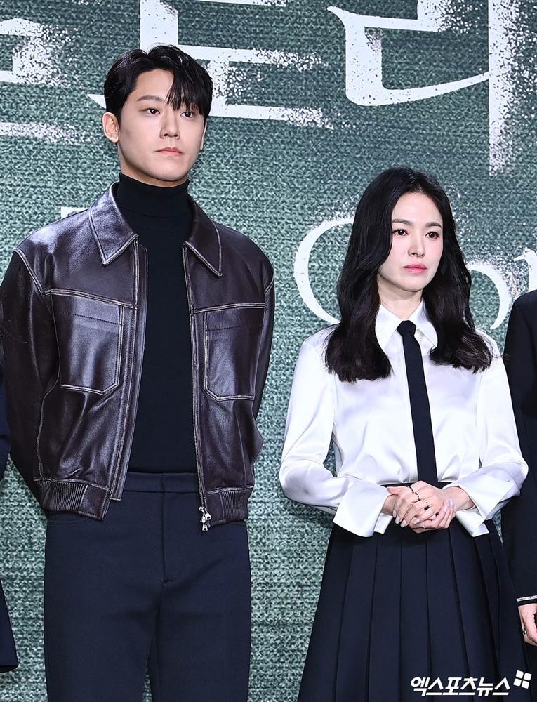 Song Hye Kyo lộ dấu hiệu lão hóa, khẳng định vai diễn hết một màu-4