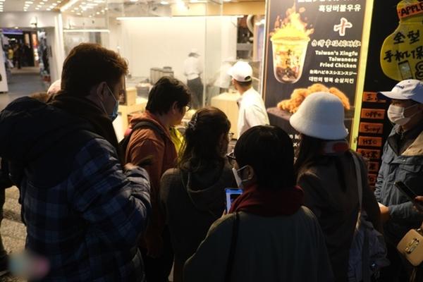 Bánh mì quan tài: Món Đài Loan có tên độc lạ hấp dẫn du khách thế giới-5