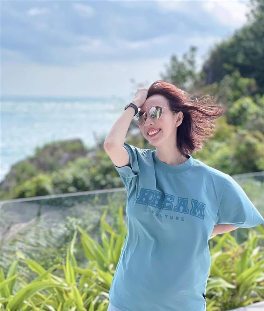 Tin showbiz Việt ngày 20/12: Hú hồn mặt mộc Hồ Ngọc Hà, Luna Đào-12