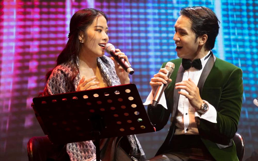 Bị đẩy thuyền Nam Em quá tay, Bạch Công Khanh cố mãi vẫn gượng-1