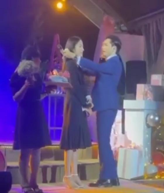 Bị đẩy thuyền Nam Em quá tay, Bạch Công Khanh cố mãi vẫn gượng-4