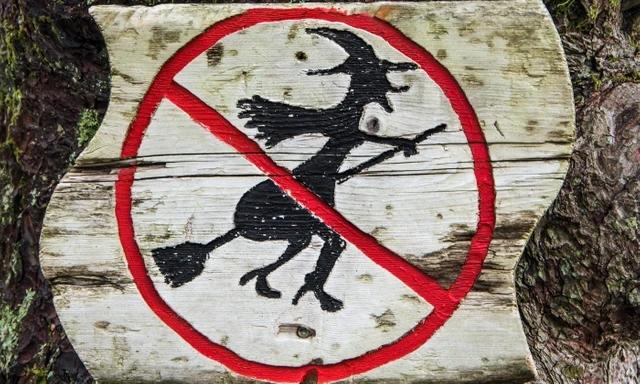 Những phong tục Giáng sinh kì lạ trên thế giới khiến bạn ngạc nhiên-1