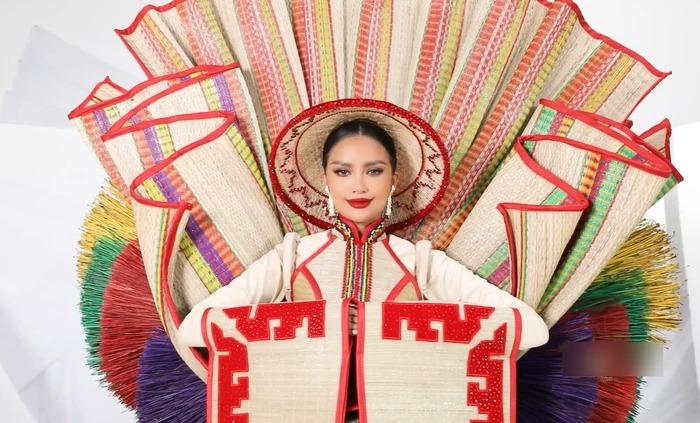 Fan sắc đẹp Campuchia khẳng định Chiếu Cà Mau là thiết kế đạo nhái-1