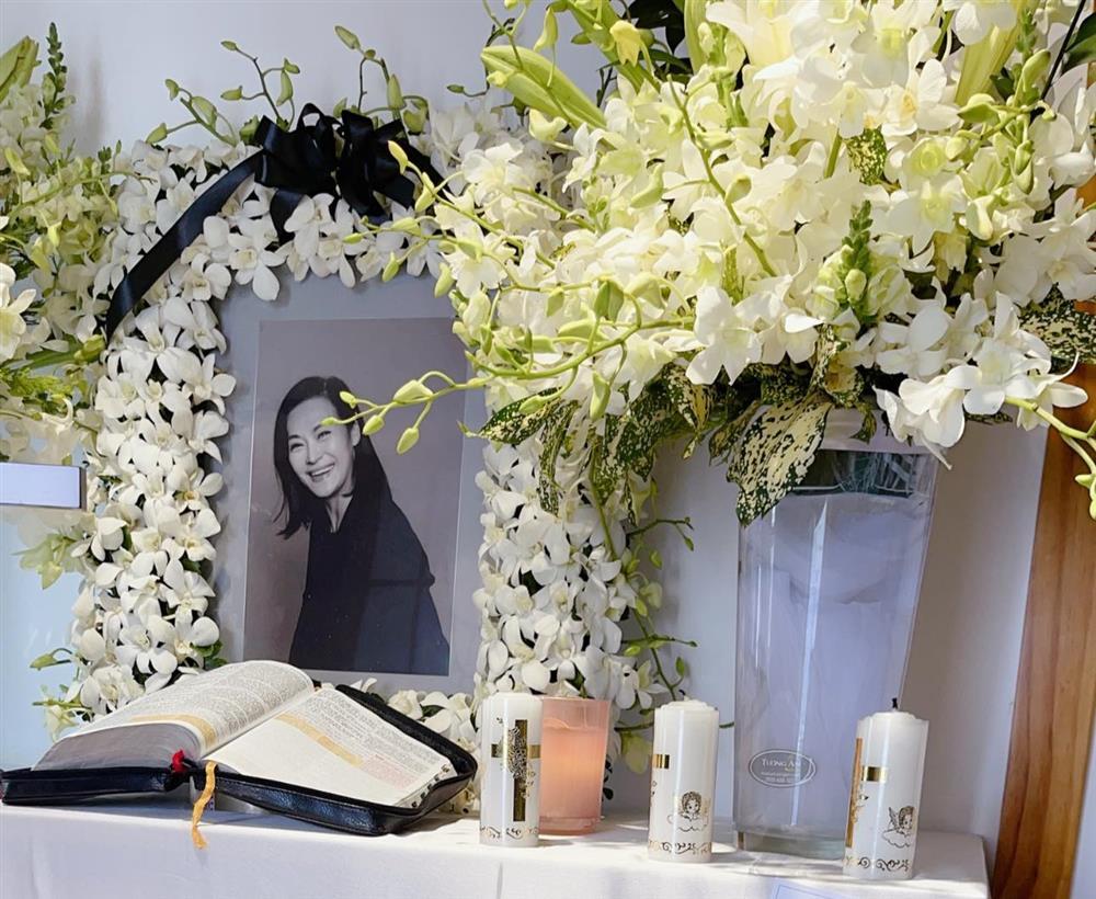 Pha Lê nghẹn ngào mừng sinh nhật mẹ chồng cũ quá cố-1