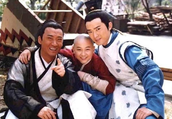 Thích Tiểu Long trượt dài trong thất bại, dự án mới giống phim của Châu Tinh Trì-7