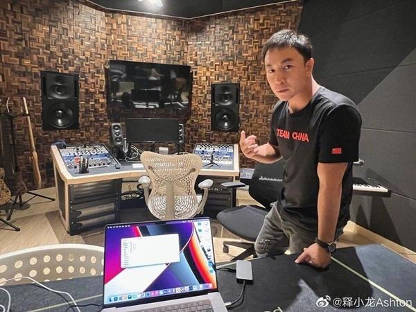 Thích Tiểu Long trượt dài trong thất bại, dự án mới giống phim của Châu Tinh Trì-8