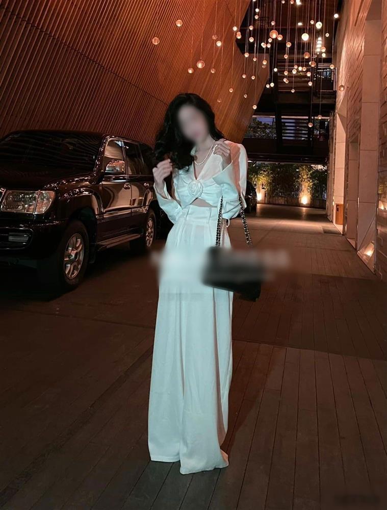 Sao Việt mua hàng online: Người nhận giẻ rách, người mặc như hài-2