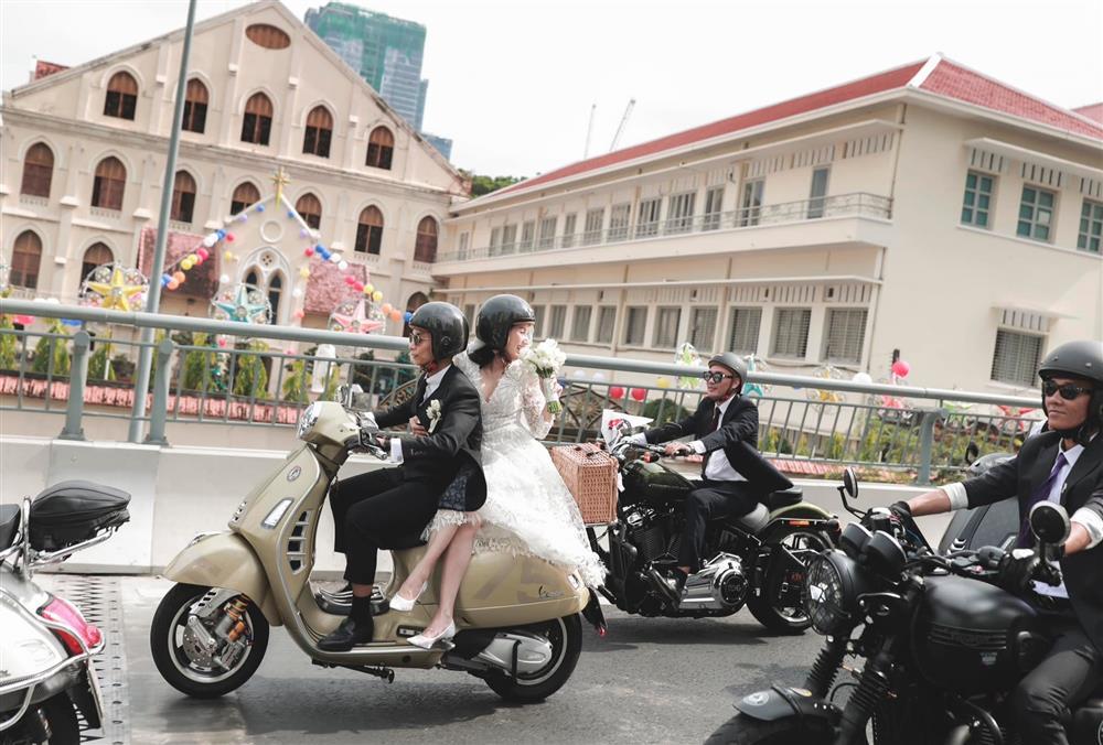 Khánh Thi theo chàng về dinh cùng dàn xe hùng hậu-10