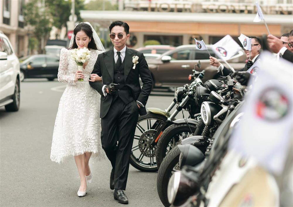 Khánh Thi theo chàng về dinh cùng dàn xe hùng hậu-14