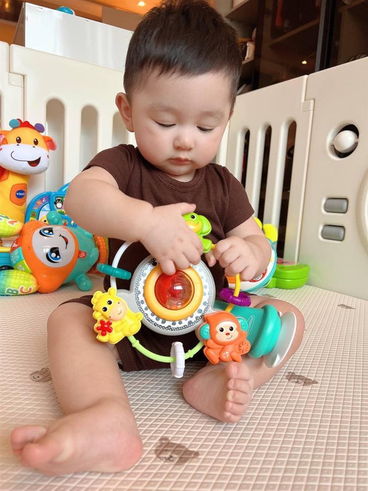 Tin showbiz Việt ngày 22/12: Phùng Ngọc Huy say bên tình tin đồn-3