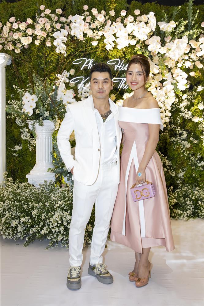 Chí Anh cùng vợ trẻ dự đám cưới Khánh Thi - Phan Hiển-3
