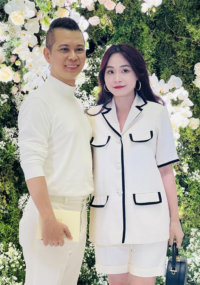 Chí Anh cùng vợ trẻ dự đám cưới Khánh Thi - Phan Hiển-9