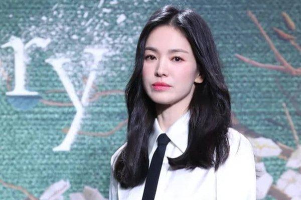 Mỹ nhân vượt Song Hye Kyo về độ trẻ trung, U50 như gái đôi mươi-5