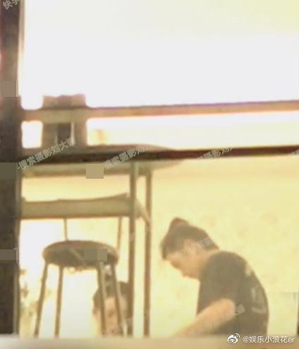 Lộ ảnh Trương Vân Long hẹn hò Chung Sở Hy-2