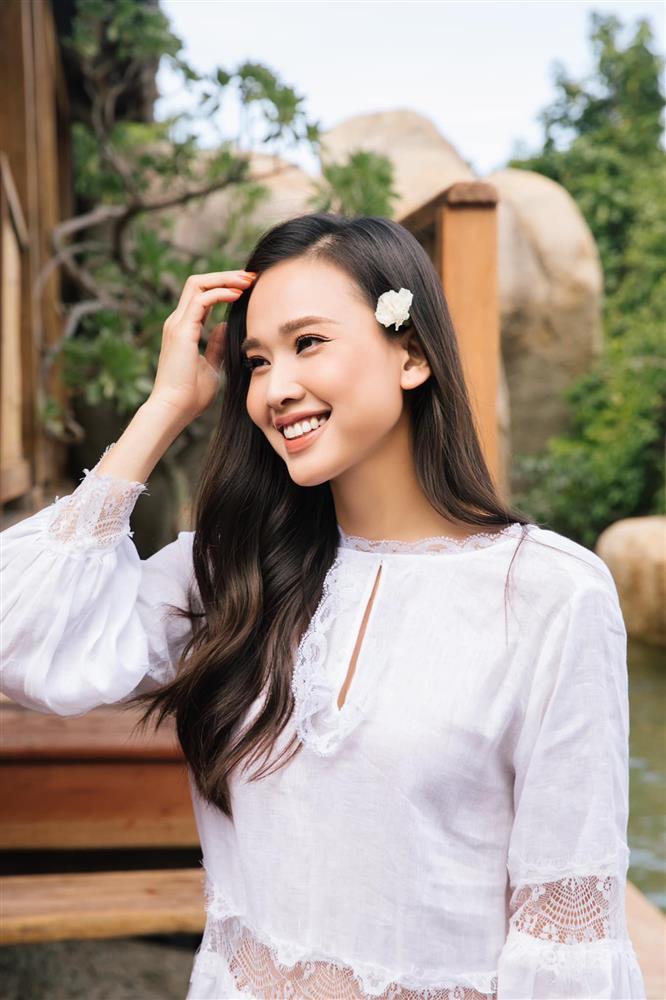 Tin showbiz Việt ngày 23/12: Tú Vi bức xúc khi bị chê sửa nát mặt-6