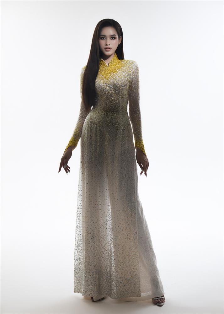 Đỗ Thị Hà bắt đầu và kết thúc nhiệm kỳ hoa hậu đều bằng áo dài-6