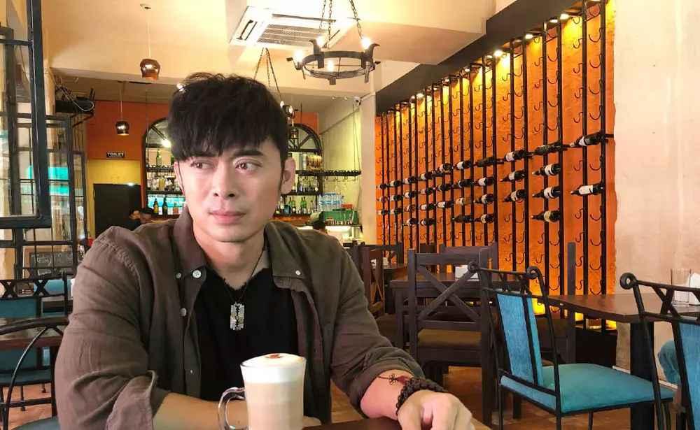 Sao phim Kim Dung ngoài đời: Trương Vô Kỵ cờ bạc, Hư Trúc vay nợ-8