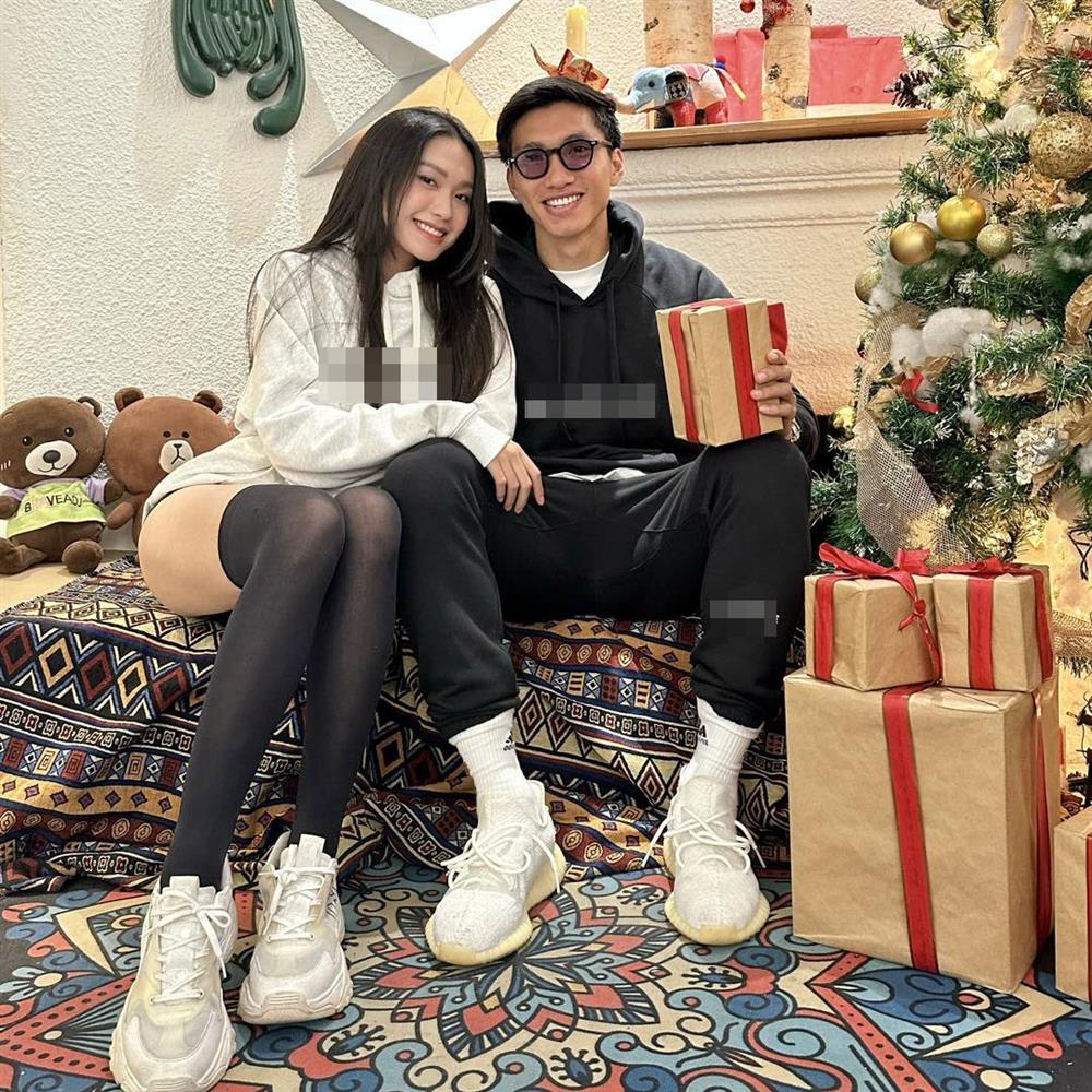 Doãn Hải My diện quần siêu ngắn, thả dáng táo bạo bên Văn Hậu-1