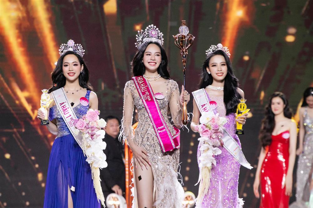 Bố Hoa hậu Việt Nam 2022: Gia đình không có điều kiện mua giải-1