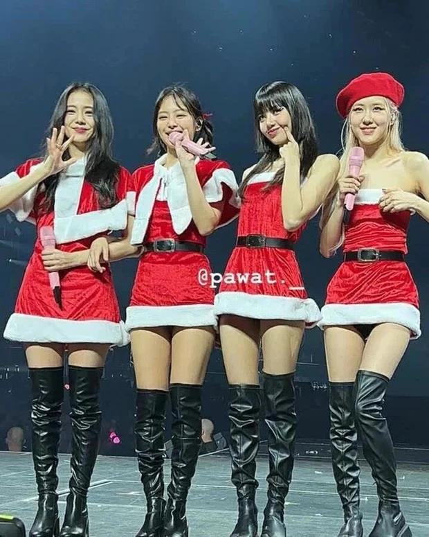 Jisoo lại bị đối xử bất công, phải diện đồ làm lộ nhược điểm vóc dáng-3