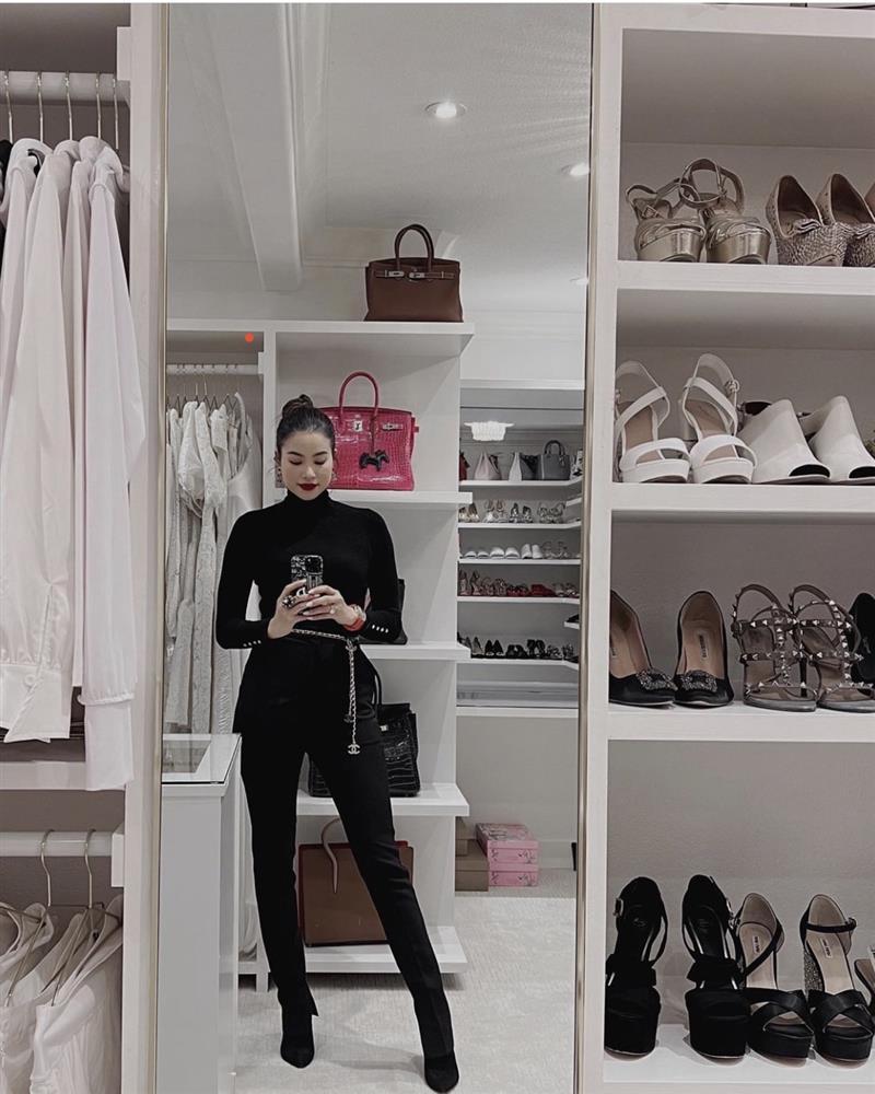 Phạm Hương đi đón con mà như trình diễn thời trang-1