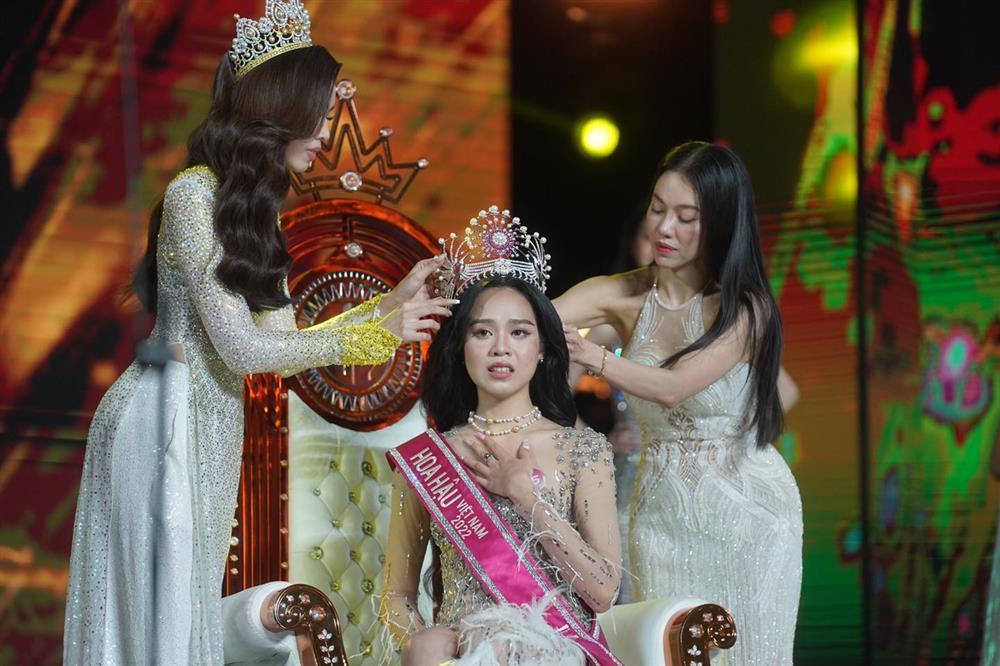 2 cô gái Đà Nẵng đăng quang Hoa hậu Việt Nam, ai đẹp hơn?-2