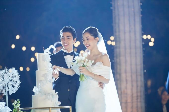 Showbiz Việt đại hỷ năm 2022: Hàng chục cặp đôi làm đám cưới-8