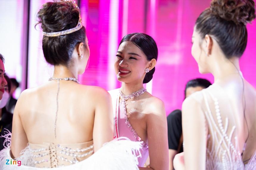 Bé Quyên: Tôi buồn và bất ngờ-1