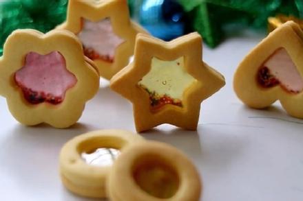 Tự tay nấu bánh thủy tinh làm quà Noel