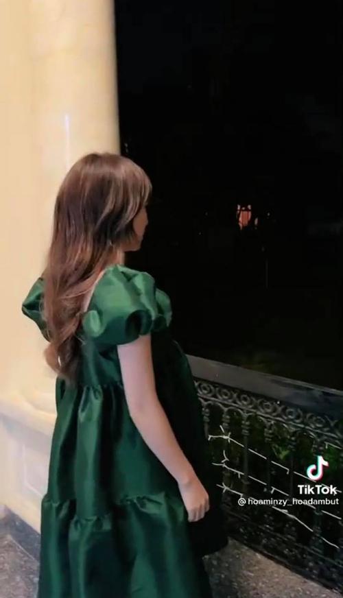 Hoa hậu Thiên Ân bị nghi mang bầu vì trang phục gây hiểu lầm-9