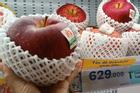 Nhiều loại táo ngoại độc, lạ, đắt đỏ đổ bộ mùa Tết