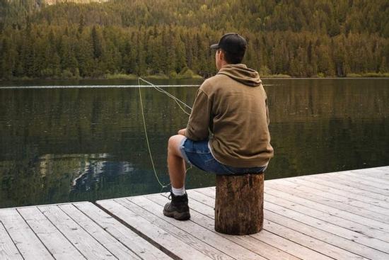 Kết thúc cuộc hôn nhân 10 năm vì chồng nghiện câu cá