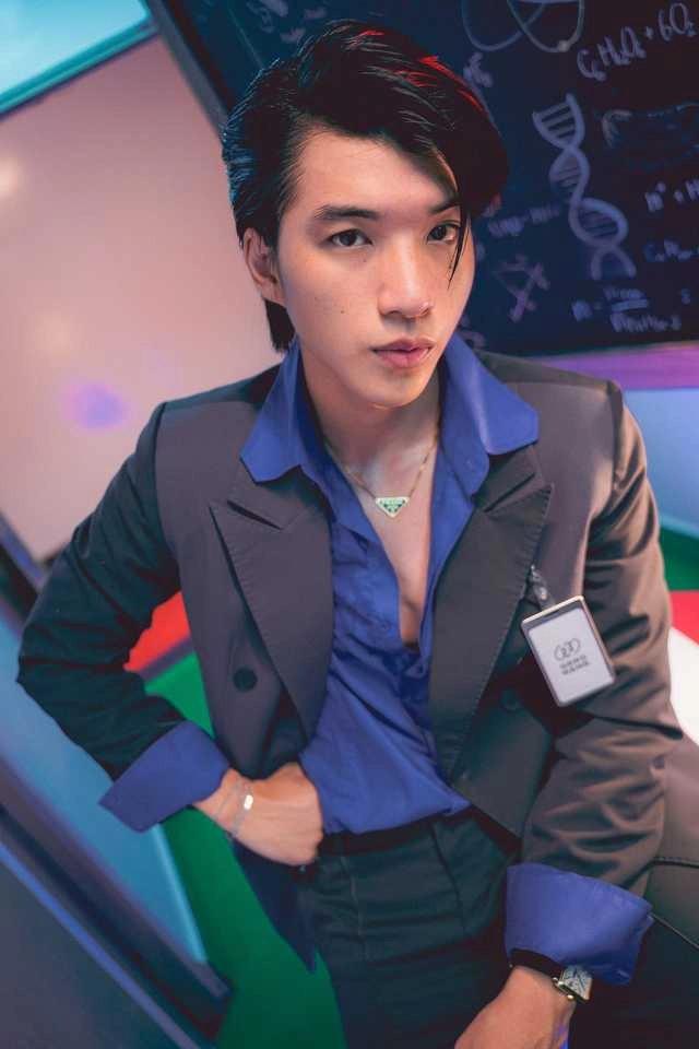 Ca sĩ trở lại tạo cơn địa chấn nhờ các show truyền hình thực tế-6