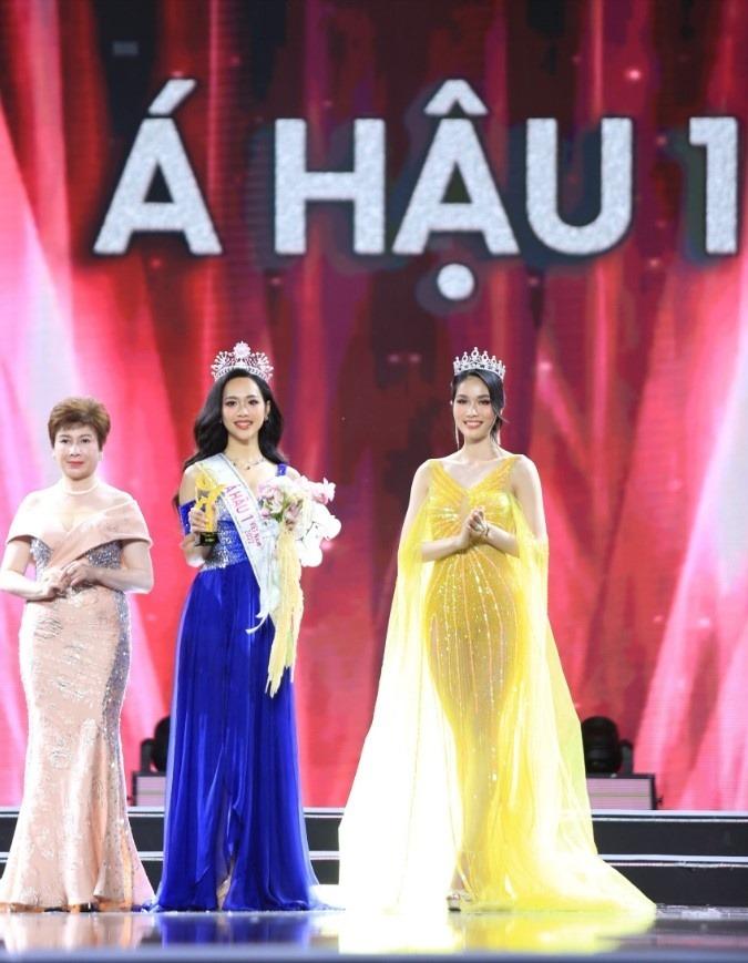 BTC Hoa hậu Việt Nam xin lỗi sự cố váy xuyên thấu của Phương Anh-1