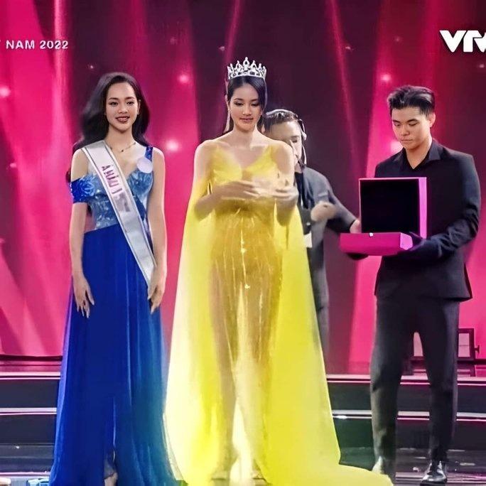BTC Hoa hậu Việt Nam xin lỗi sự cố váy xuyên thấu của Phương Anh-2
