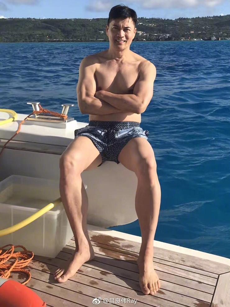 Triển Chiêu sinh ở Việt Nam U70 phong độ như mới 40 tuổi-2