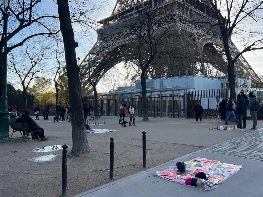 Cứ mong đến Paris, cô gái nhận ra không bao giờ nên tin ảnh sống ảo-6