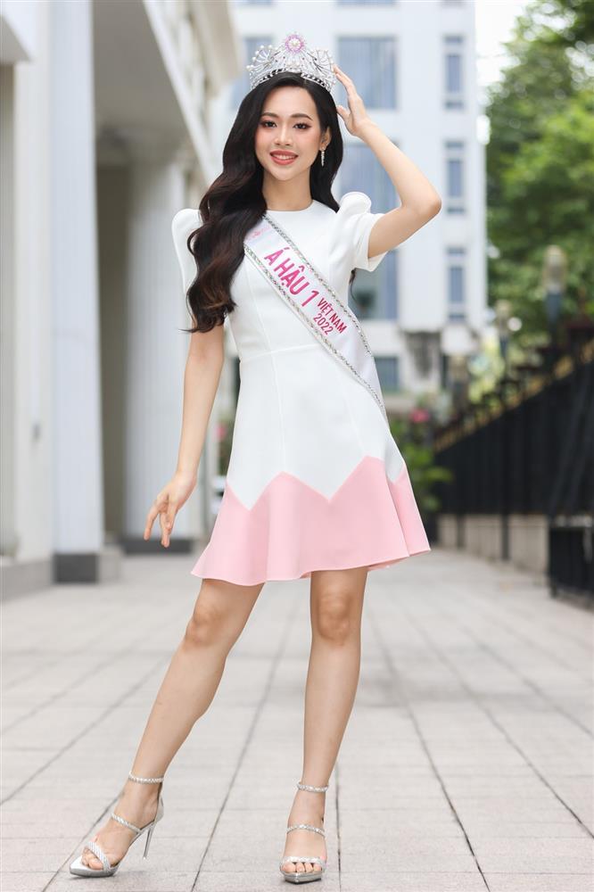 Top 3 Hoa hậu Việt Nam 2022 gây tranh cãi với ảnh cam thường-9