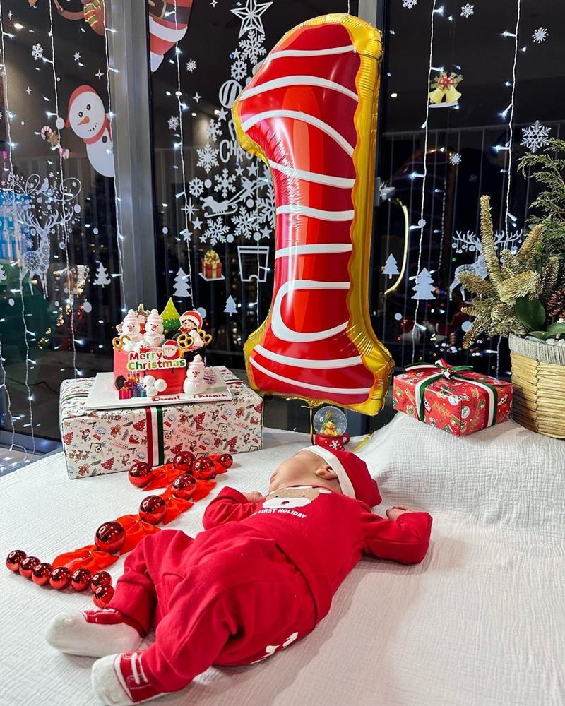 Ảnh ĐỘC về quý tử lai Tây nhà thủ môn Bùi Tiến Dũng-7