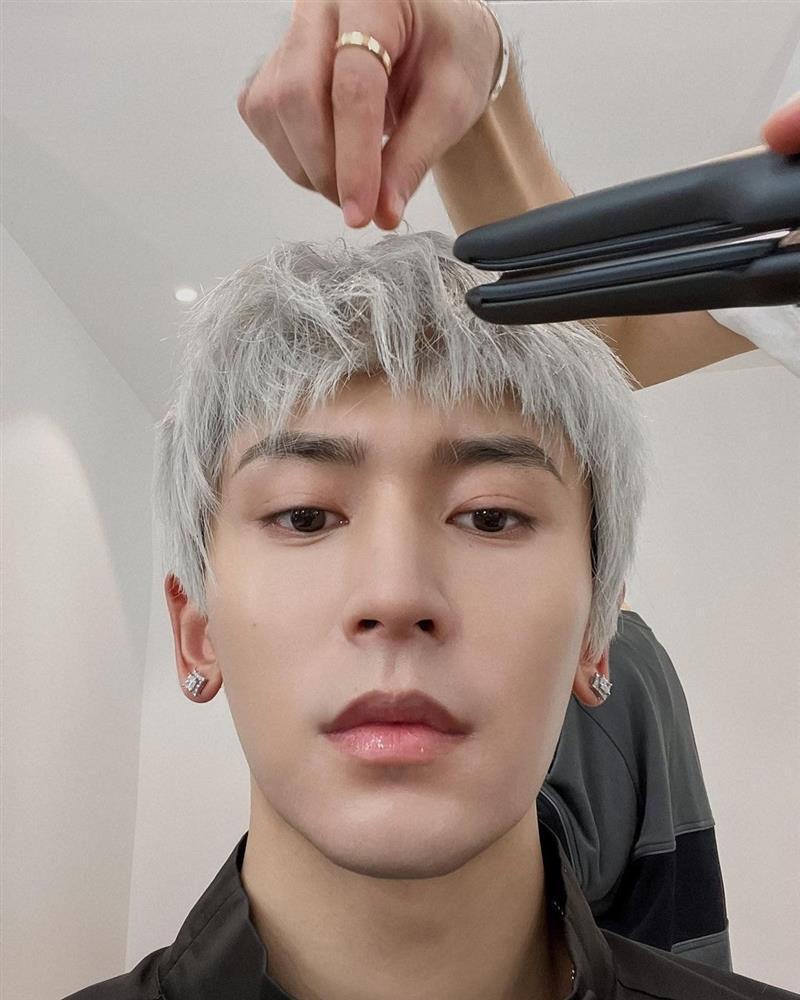 Trương Triết Hạn vực dậy sau làn sóng dữ phong sát-2