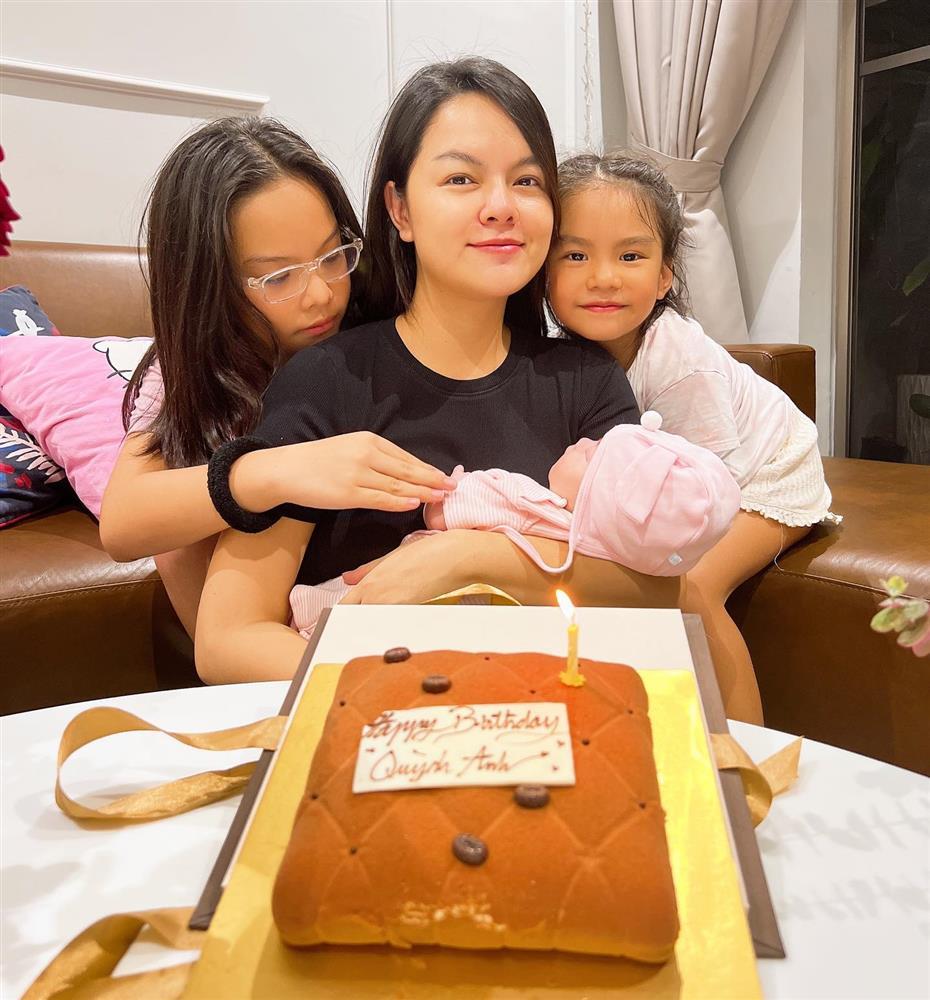 4 mẹ con Phạm Quỳnh Anh mỗi lần xuất hiện lại gây sốt visual-9