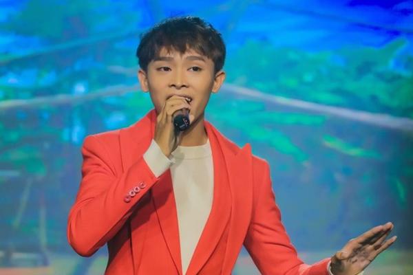 Tranh cãi trái chiều khi Hồ Văn Cường hát nhạc MONO-4