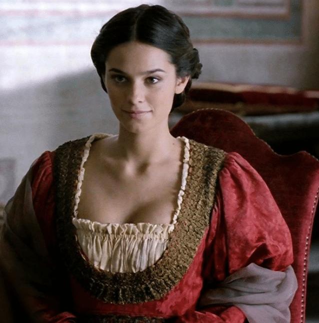 Bạn gái từng được Song Joong Ki nhắc tên trong phát biểu nhận giải-3