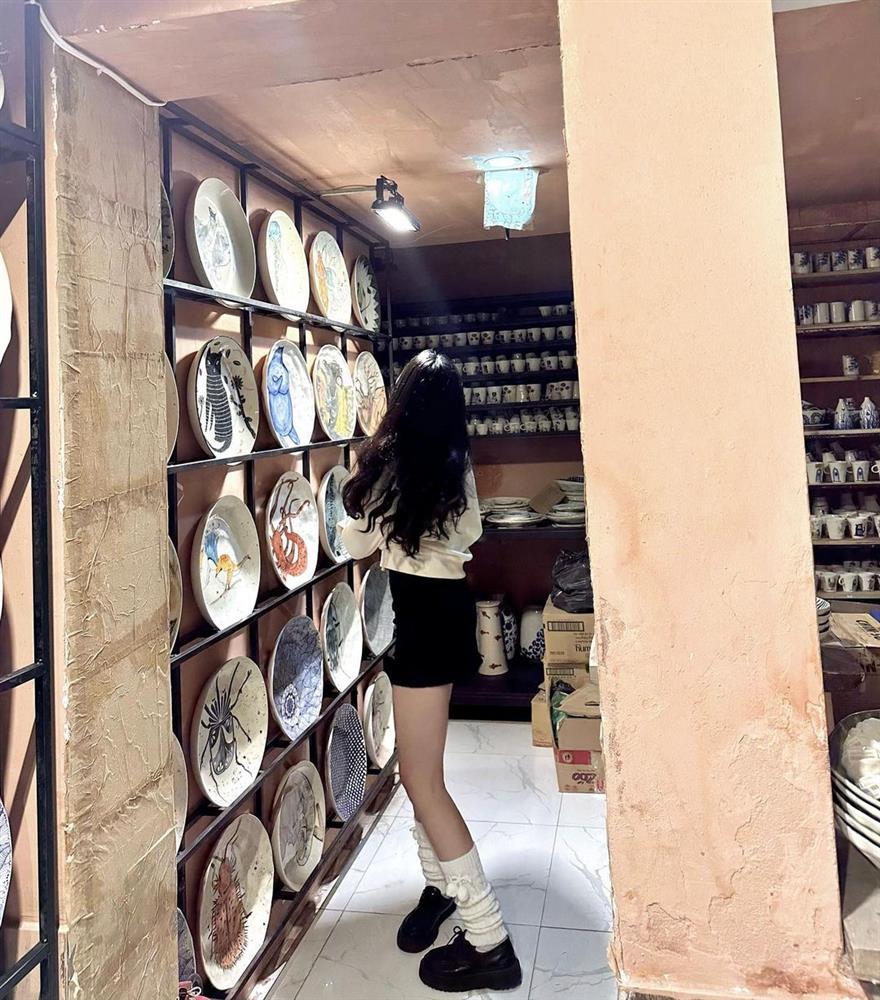 Con gái út Quyền Linh tự dìm hàng với hình ảnh lùn một mẩu-7