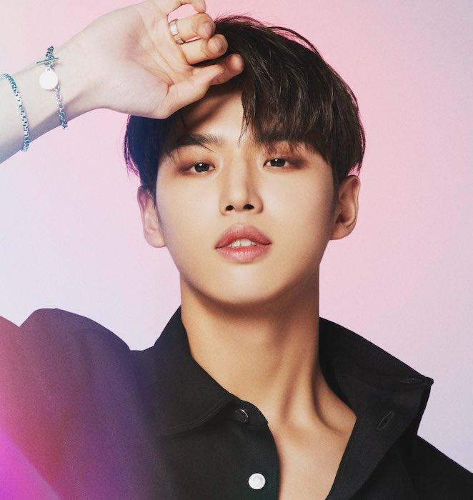 Nam diễn viên Hàn rời quân ngũ vì trầm cảm-1